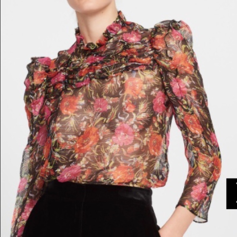 Beautiful NWT Sandro blouse